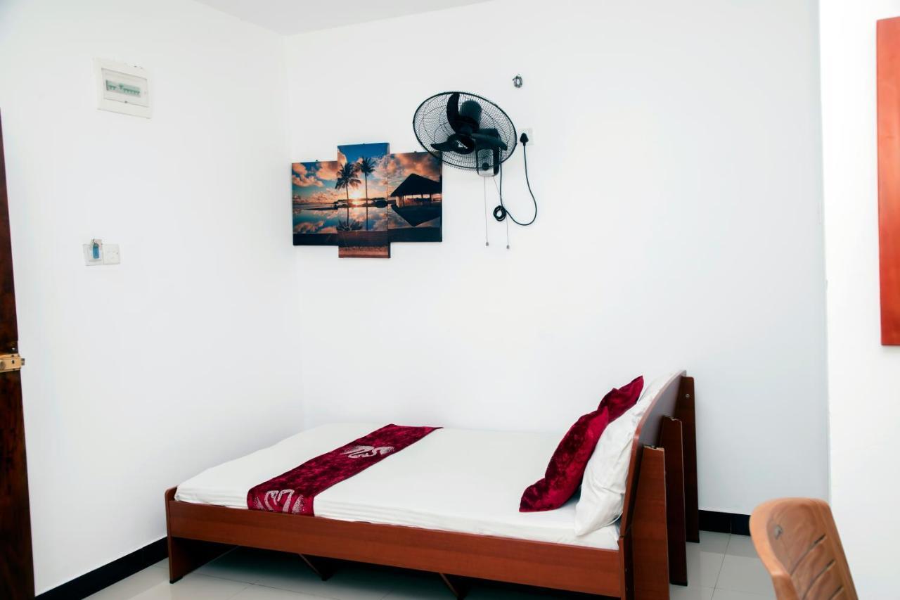 Golden Star Guest House Jaffna Exterior photo