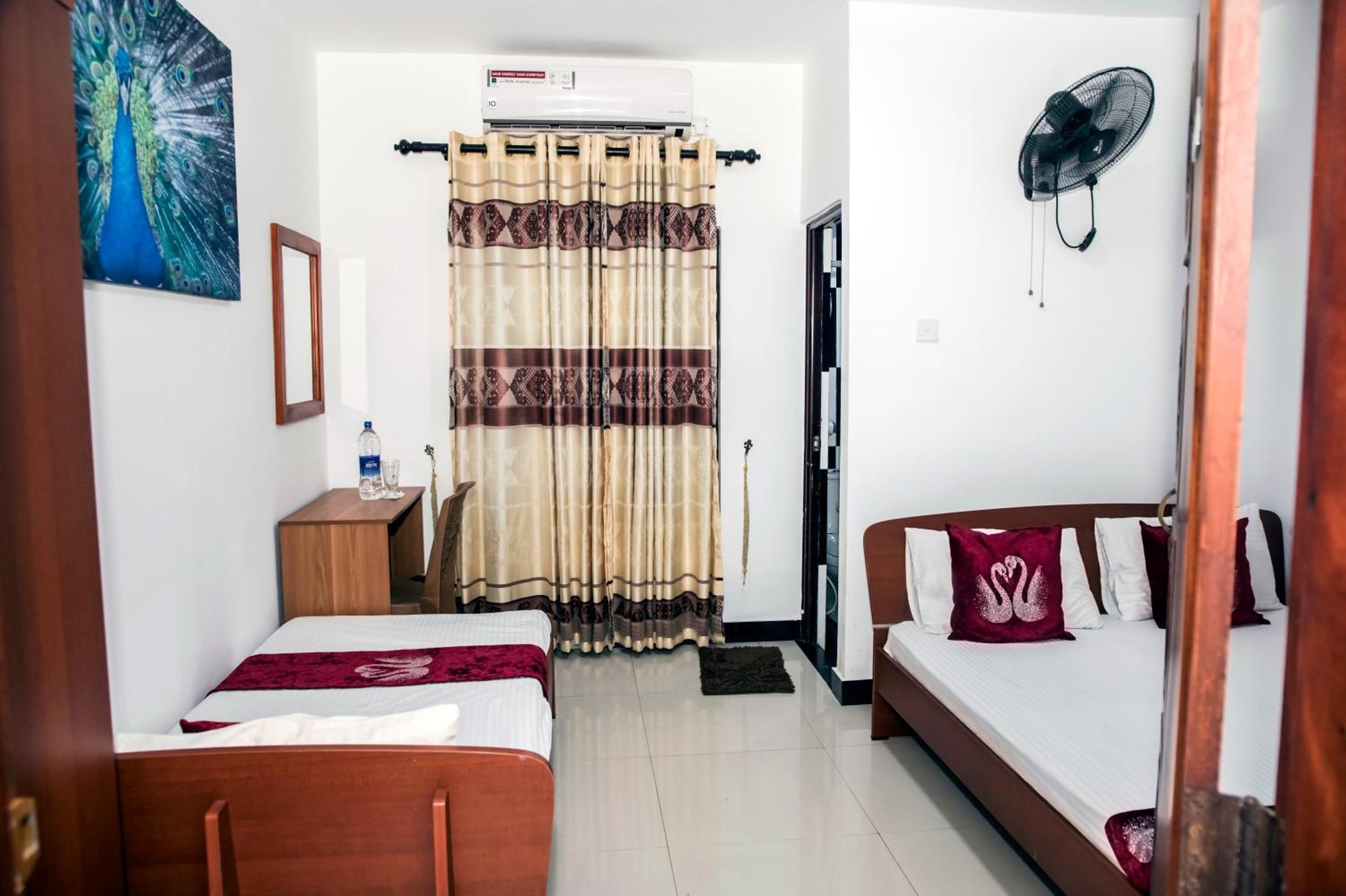 Golden Star Guest House Jaffna Exterior photo