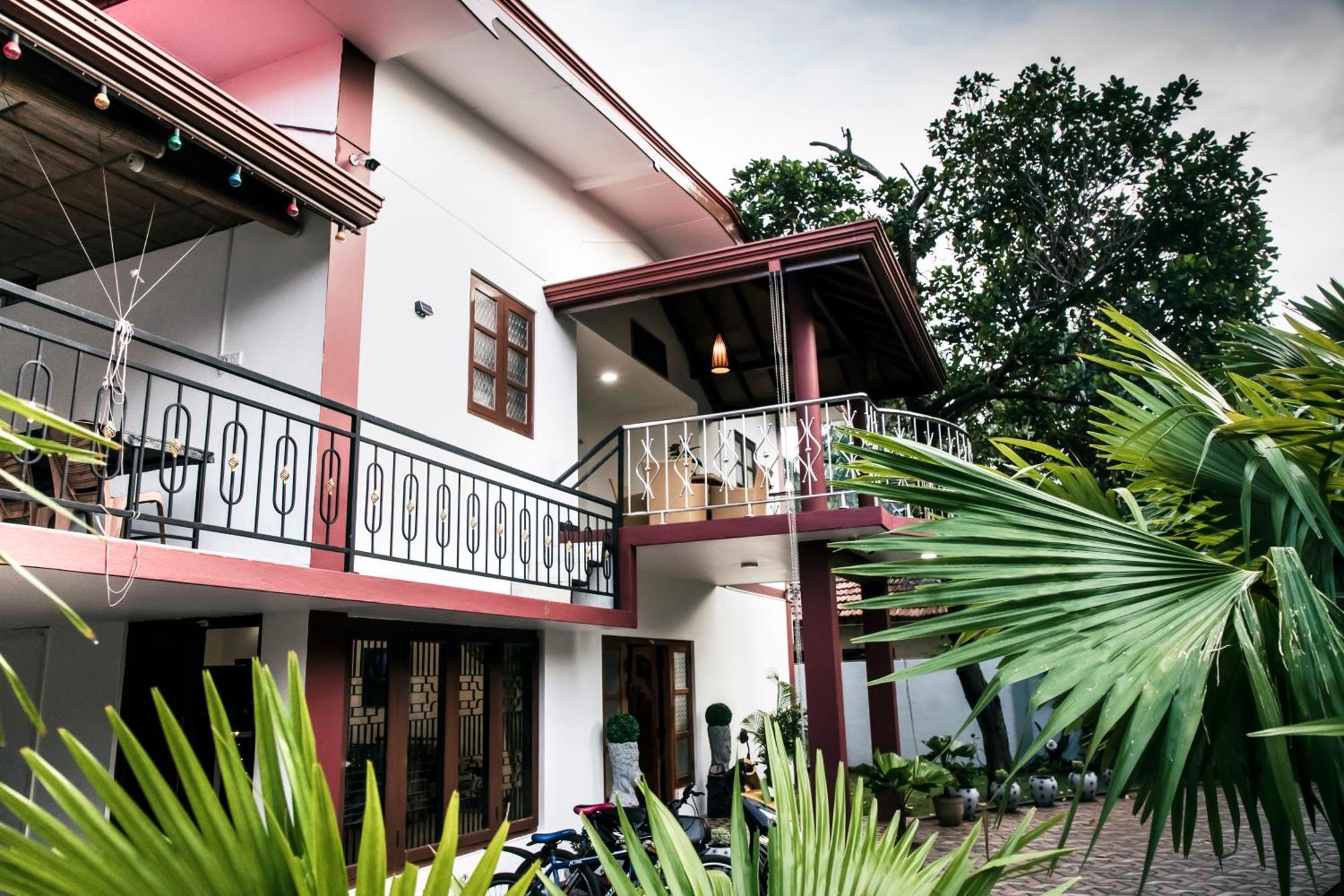 Golden Star Guest House Jaffna Exterior photo