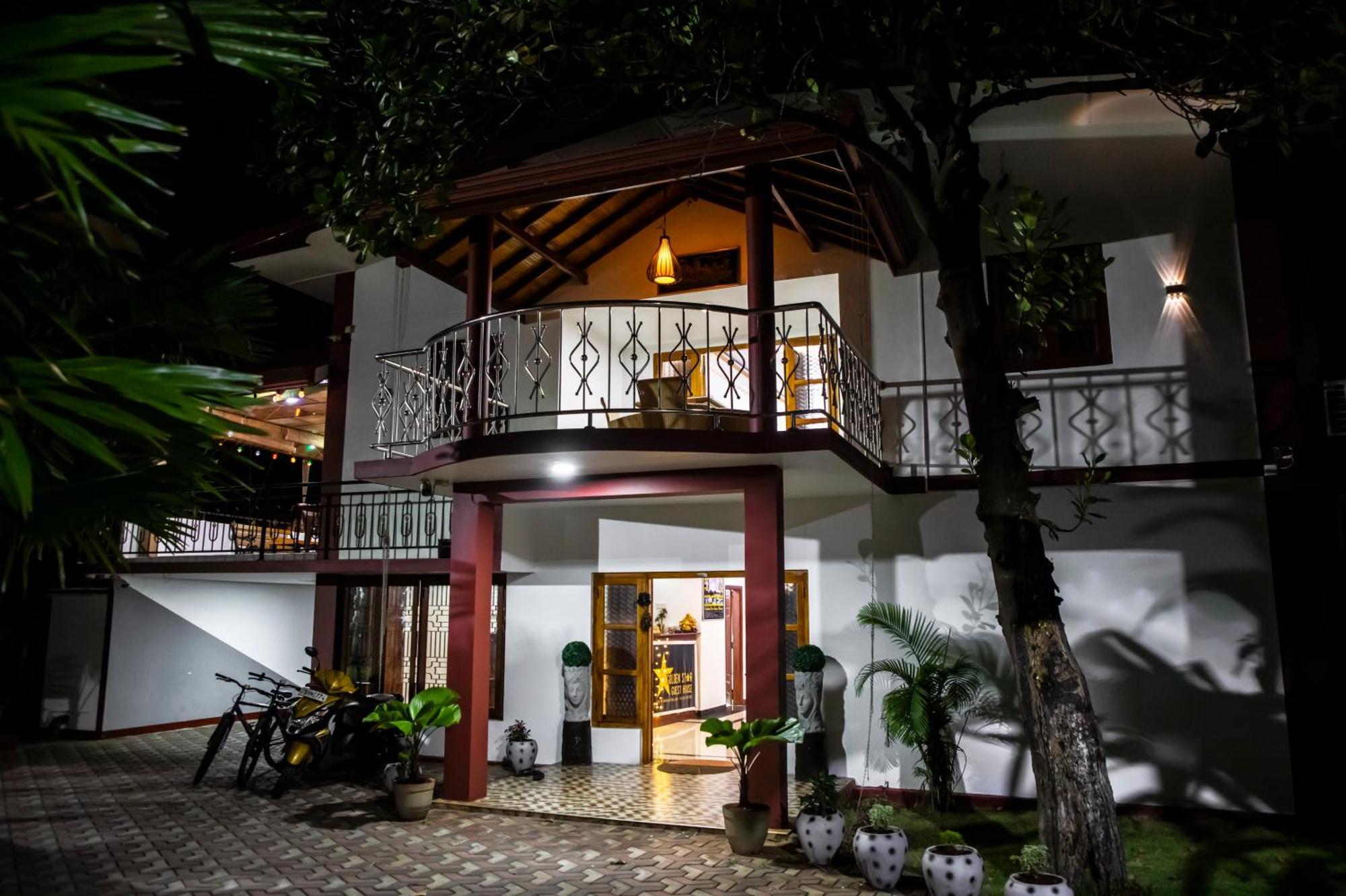 Golden Star Guest House Jaffna Exterior photo