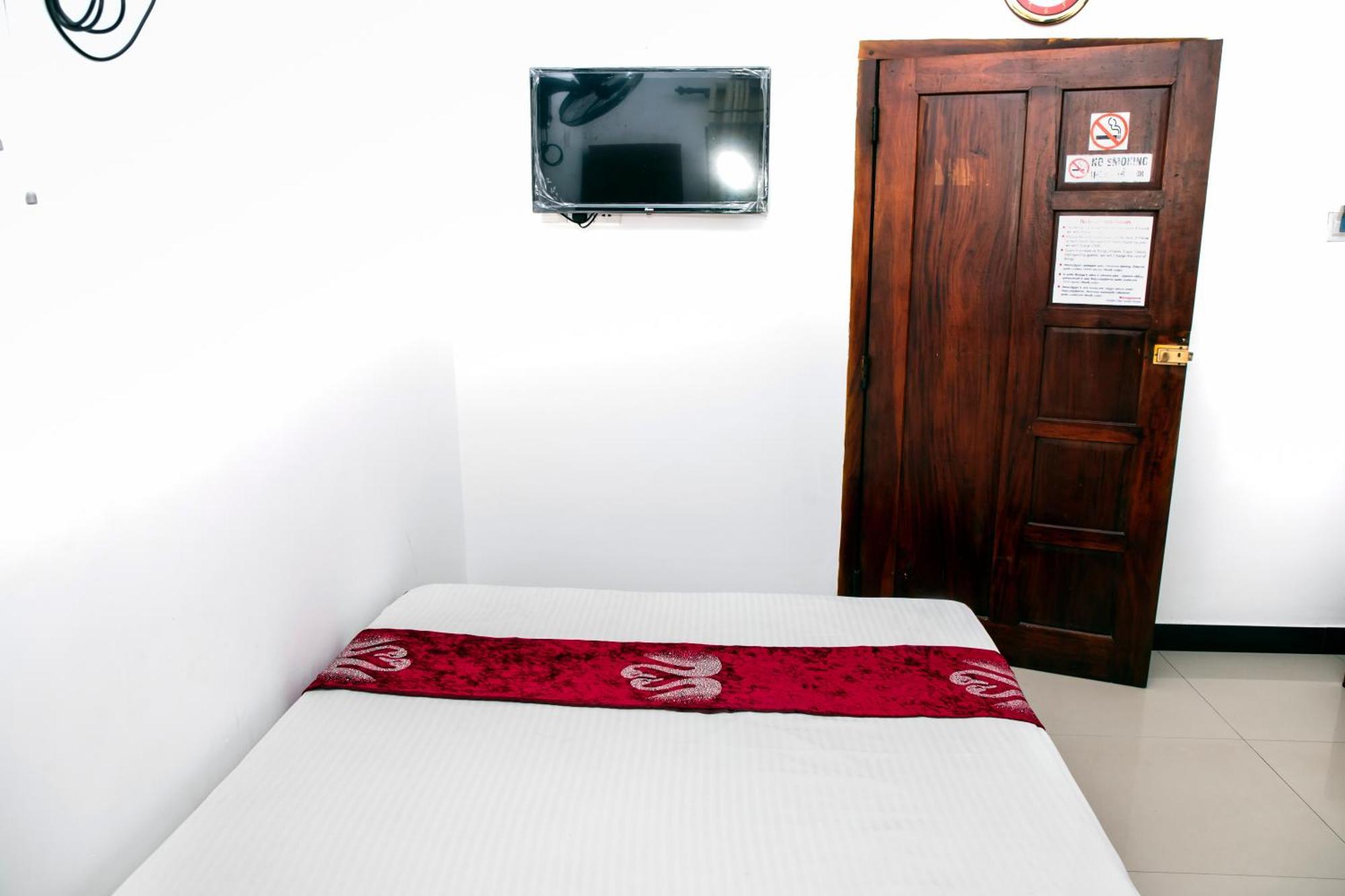 Golden Star Guest House Jaffna Exterior photo
