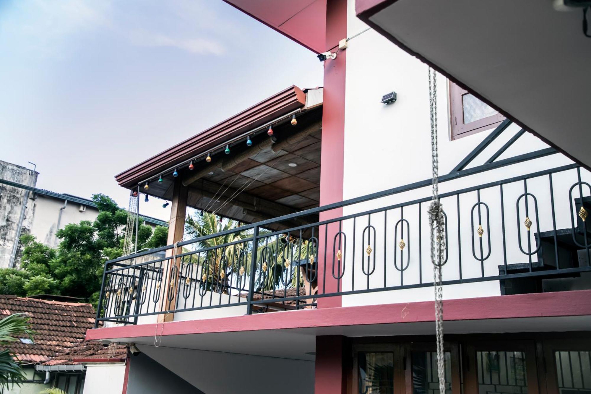 Golden Star Guest House Jaffna Exterior photo
