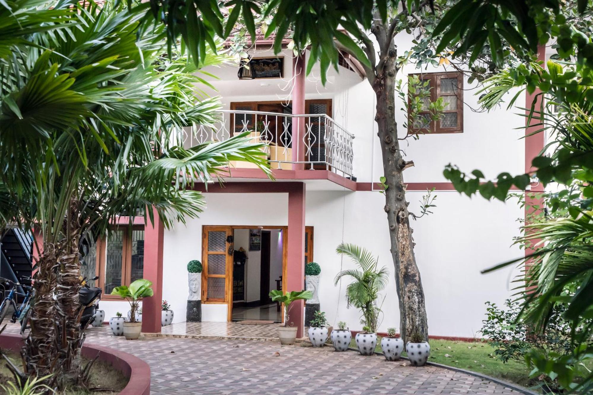 Golden Star Guest House Jaffna Exterior photo